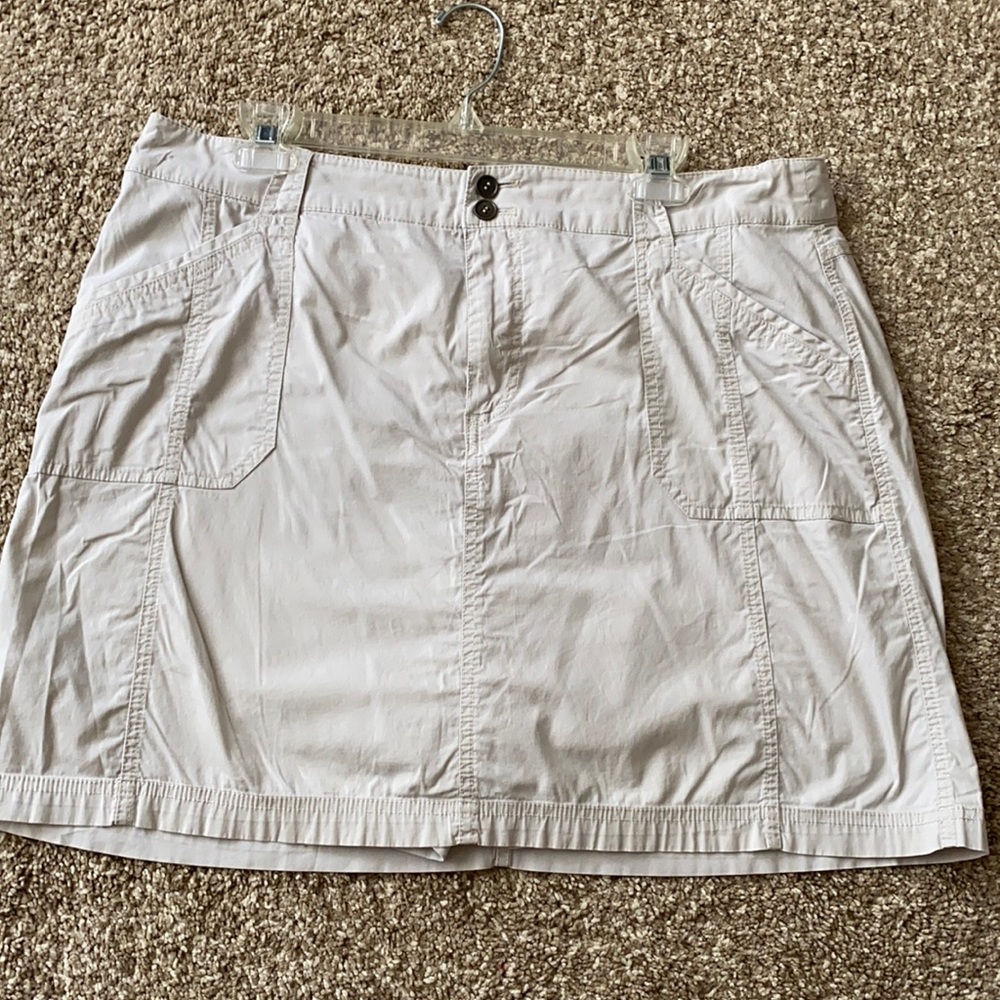 Dress barn  cotton skort